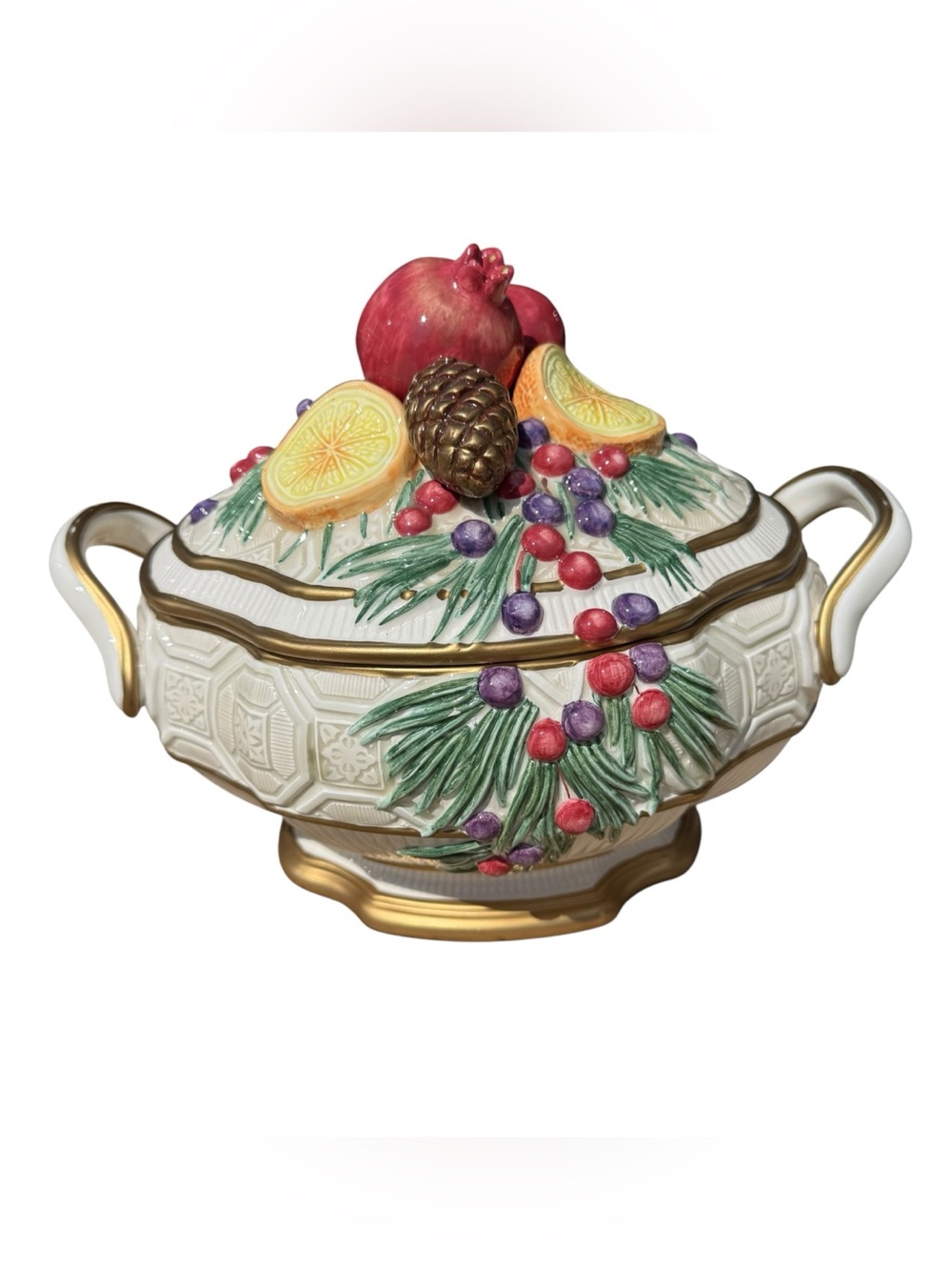 Fitz and Floyd Winter Spice Classic Soup Tureen Lidded Bowl Fruit Christmas 11”